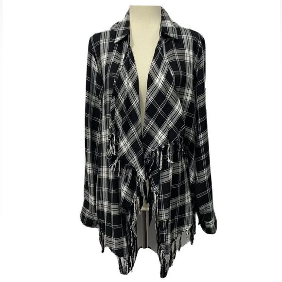 Willow & Clay- Woman Black/White Plaid Fringe Open Front Waterfall Cardigan, XL - Picture 3 of 14